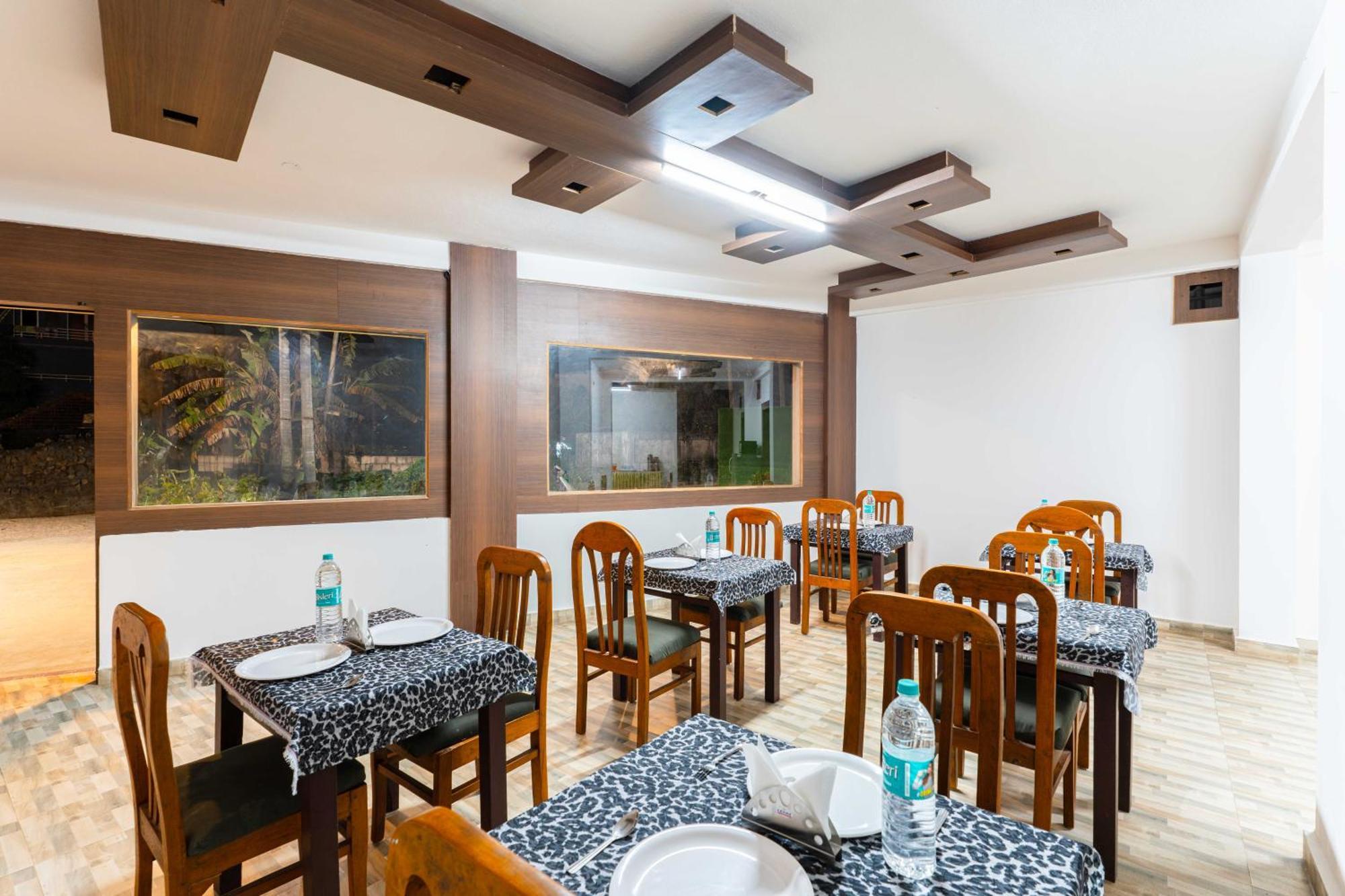 Treebo Regalia Comforts, 15 Mins From Abbey Waterfall Hotel Madikeri Luaran gambar