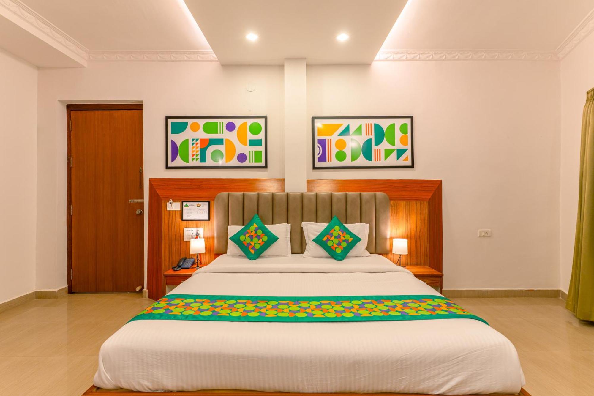 Treebo Regalia Comforts, 15 Mins From Abbey Waterfall Hotel Madikeri Luaran gambar