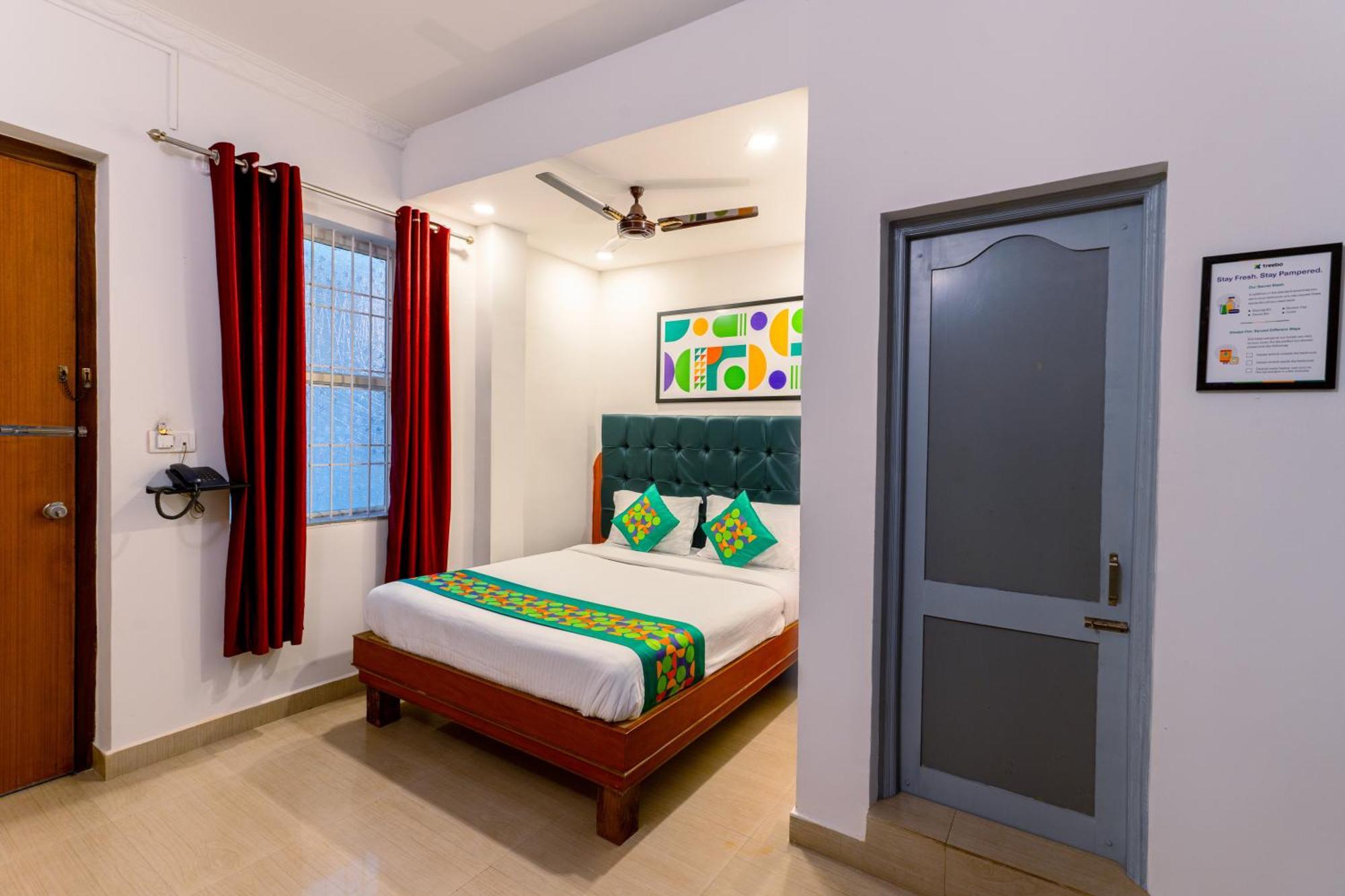 Treebo Regalia Comforts, 15 Mins From Abbey Waterfall Hotel Madikeri Luaran gambar