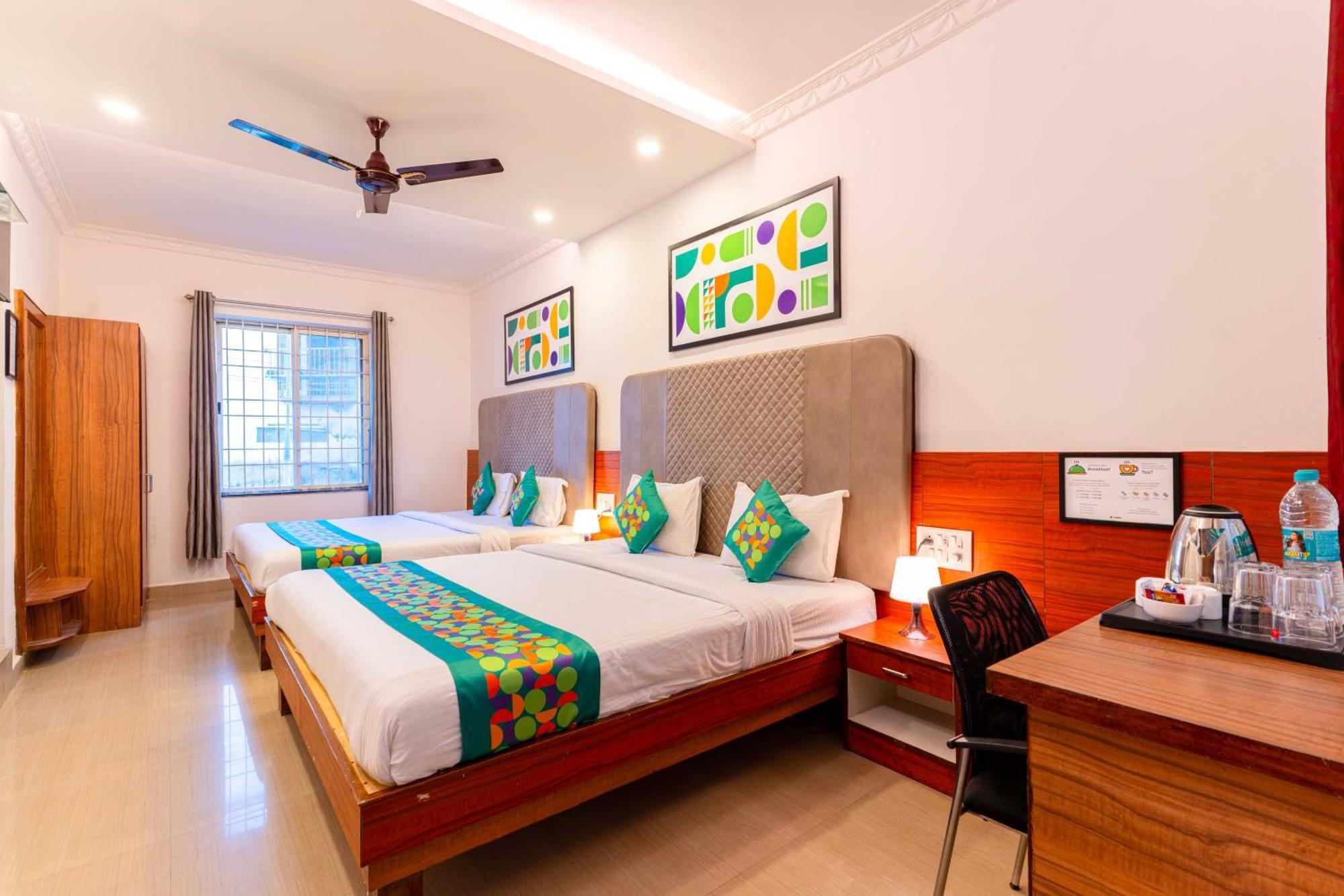 Treebo Regalia Comforts, 15 Mins From Abbey Waterfall Hotel Madikeri Luaran gambar