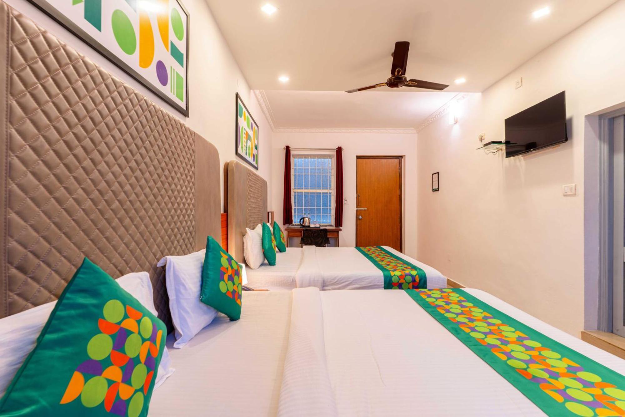 Treebo Regalia Comforts, 15 Mins From Abbey Waterfall Hotel Madikeri Luaran gambar